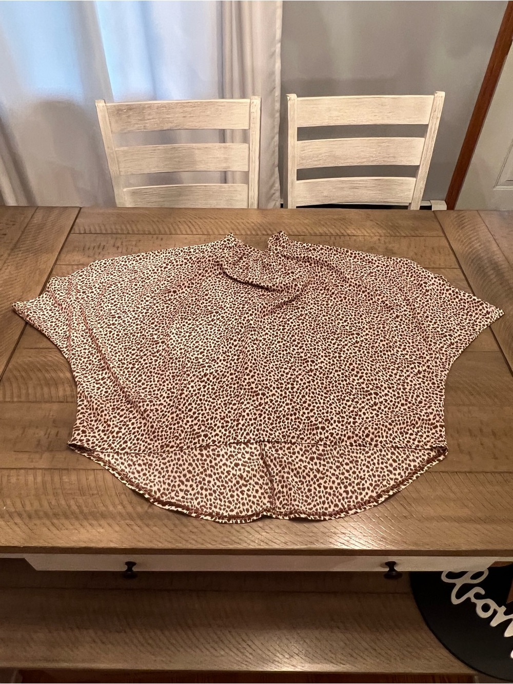 Leopard Print Short-Sleeve Blouse in Brown and White